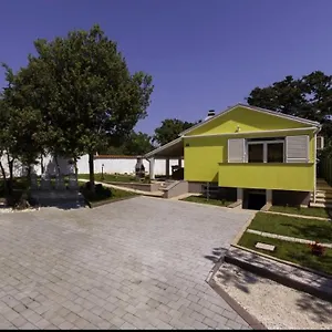 Ferienhaus Kuca Za Odmor Dean, Pavicini